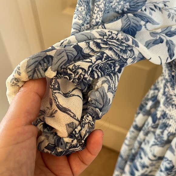 NWOT Floral dress - Picture 4 of 9